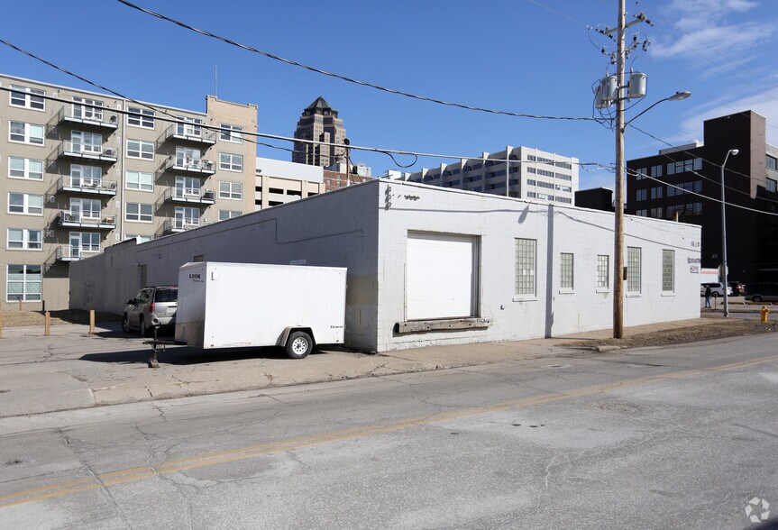 110 11th St, Des Moines, IA à vendre - Photo de l’immeuble – Image 2 sur 6