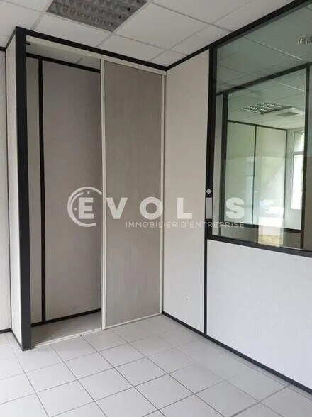 65 Allée Des Combes, Blyes à louer - Photo de l’immeuble – Image 2 sur 22