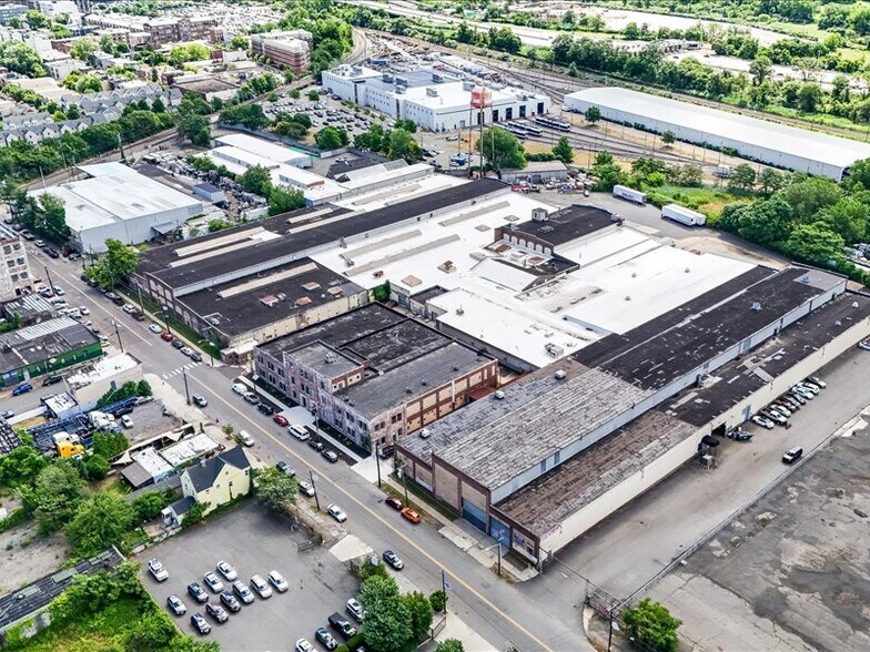 150 Pacific Ave, Jersey City, NJ à louer - Photo de l’immeuble – Image 3 sur 12