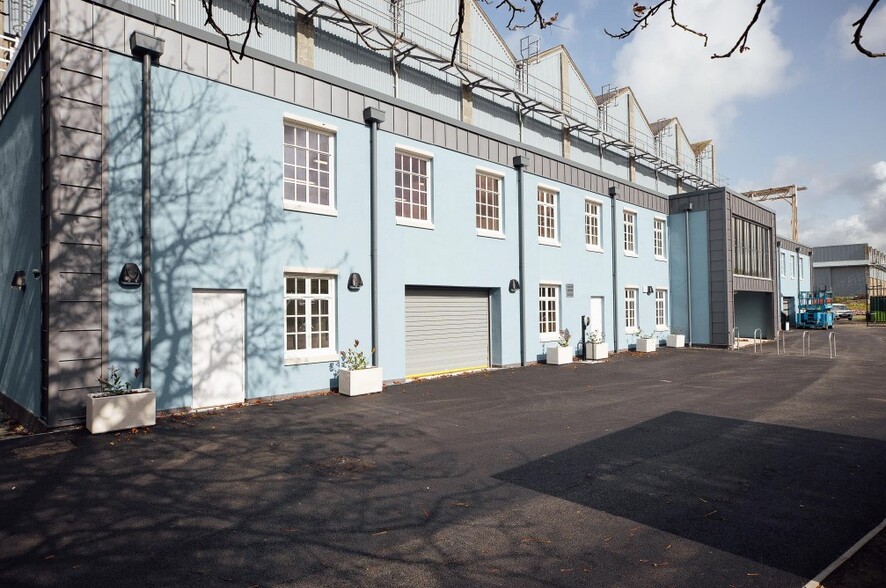 The Dockyard, Pembroke Dock à louer - Photo de l’immeuble – Image 2 sur 2