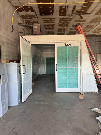 Plus de détails pour 4715-4717 Harrison Rd, Fredericksburg, VA - Local d'activités à louer