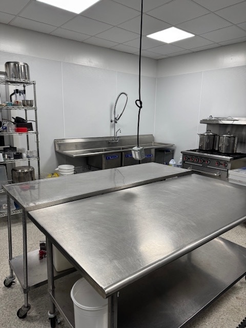 99 Center St, Shelton, CT à louer Photo intérieure– Image 1 sur 4