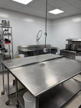 99 Center St, Shelton, CT à louer Photo intérieure– Image 1 sur 4