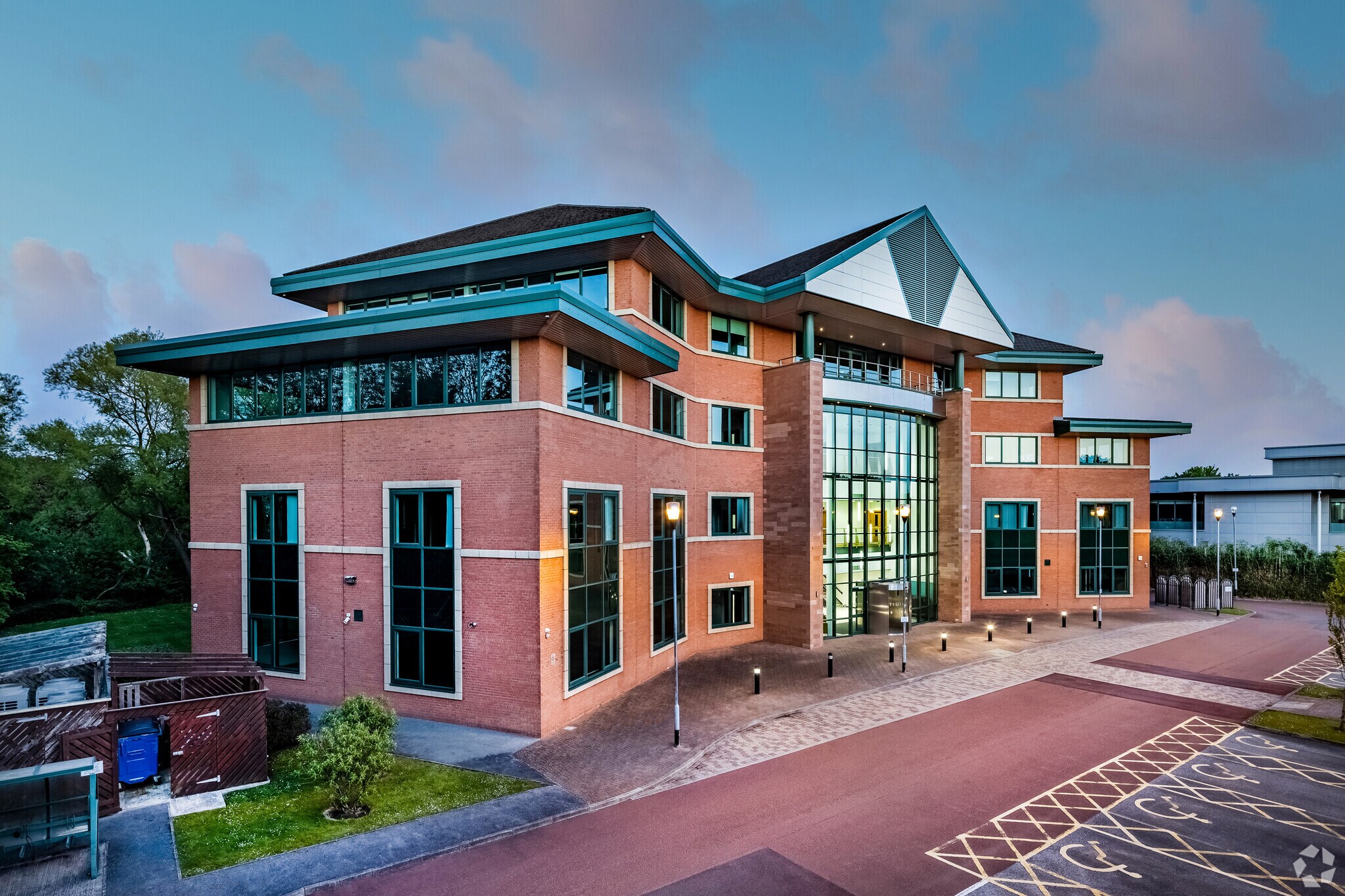 Lakeside Dr, Warrington à louer Photo principale– Image 1 sur 24