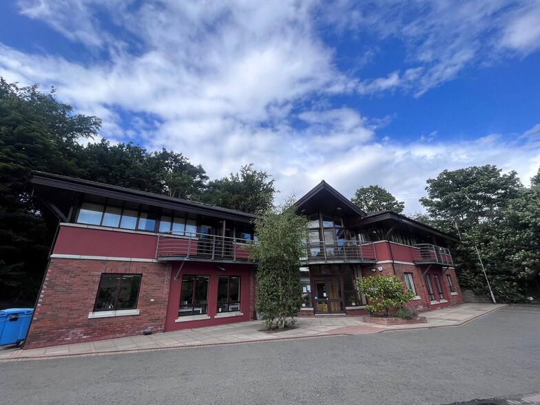 42 Newforge Ln, Belfast à vendre - Photo de l’immeuble – Image 2 sur 2