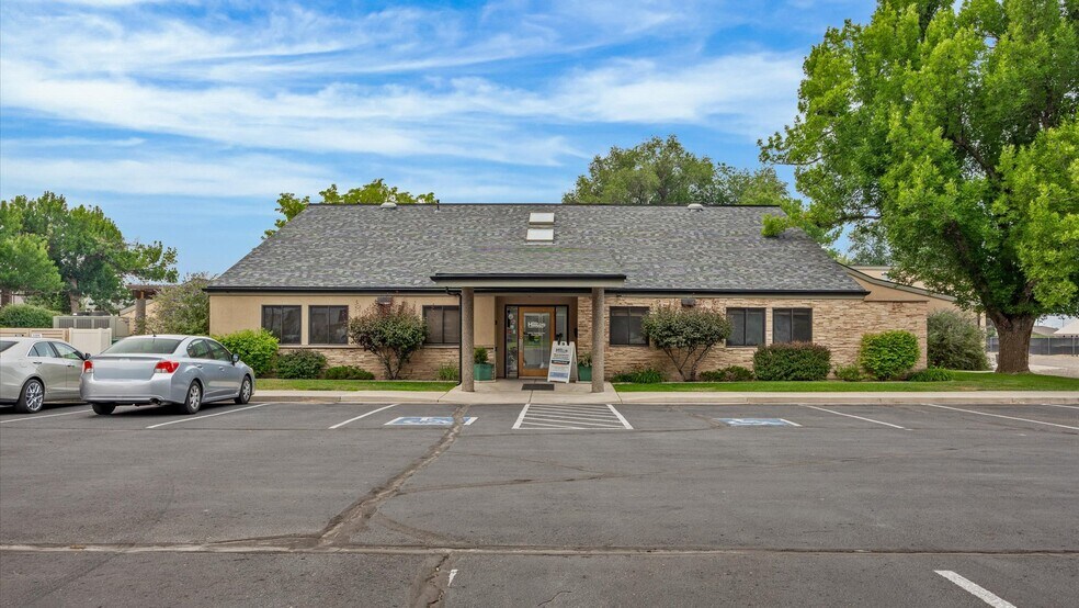 1331 Hermosa Ave, Grand Junction, CO à louer - Photo principale – Image 1 sur 36