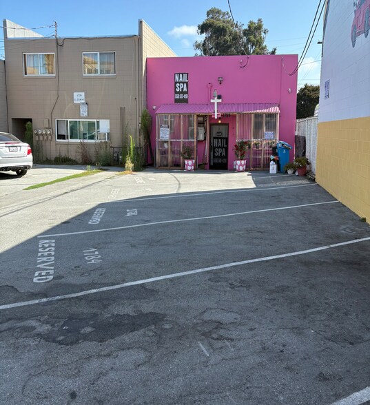 1784 El Camino Real, San Carlos, CA à vendre - Photo de l’immeuble – Image 2 sur 2