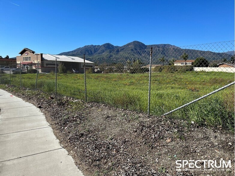 781 Ventura Street, Fillmore, CA à louer - Photo de l’immeuble – Image 1 sur 4