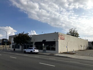 Plus de détails pour 2526-2530 Chester Ave, Bakersfield, CA - Local commercial à louer