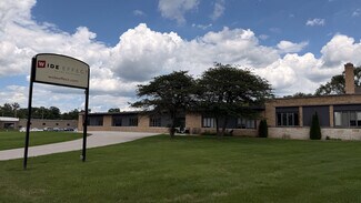 Plus de détails pour 236-238 N Main St, Dousman, WI - Local commercial à vendre