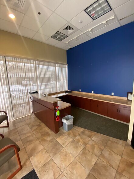 2223 W Airport Way, Boise, ID à louer - Photo de l’immeuble – Image 3 sur 7