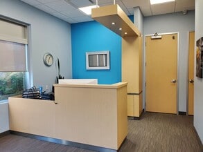 5723 10th St NE, Calgary, AB à louer Photo intérieure– Image 2 sur 8