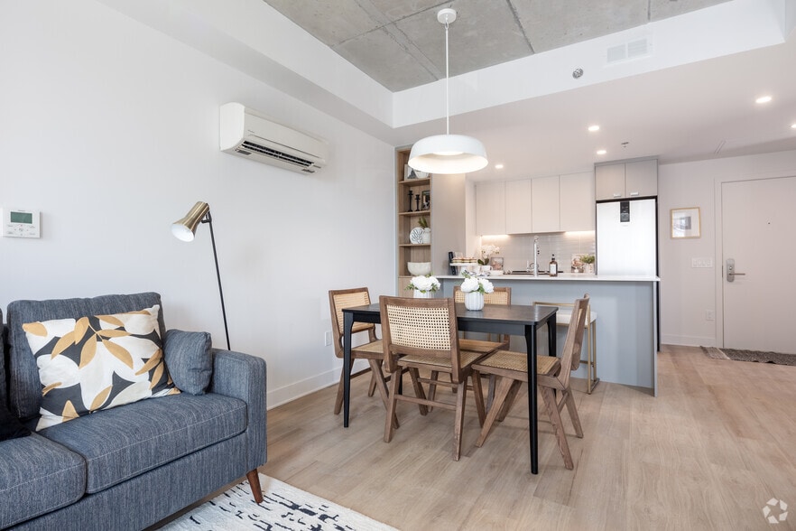 450 St Francois-Xavier, Montréal, QC à vendre - Photo intérieure – Image 2 sur 15