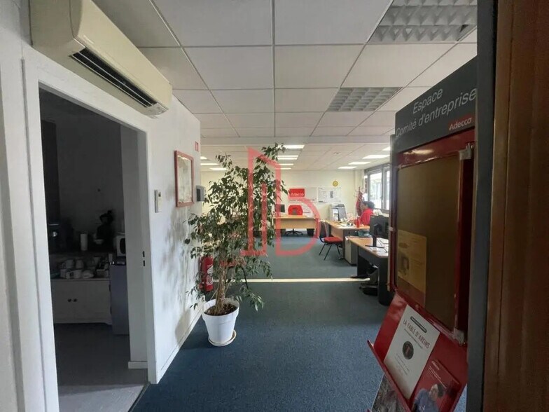 Bureau dans Bruges à vendre - Photo de l’immeuble – Image 2 sur 5