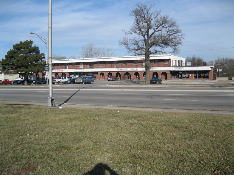 5000-5012 State Ave, Kansas City, KS à louer - Photo principale – Image 1 sur 10