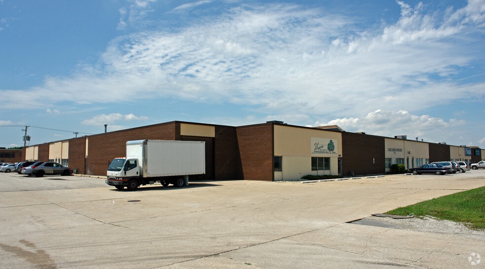 5310-5352 S East Ave, Countryside, IL à louer - Photo de l’immeuble – Image 2 sur 9