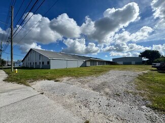 Plus de détails pour 12925 N 49th St, Clearwater, FL - Industriel/Logistique à louer
