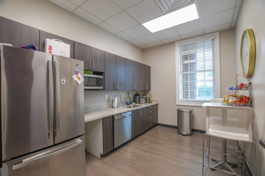 501 Madison St S, Huntsville, AL à louer - Photo intérieure – Image 2 sur 9