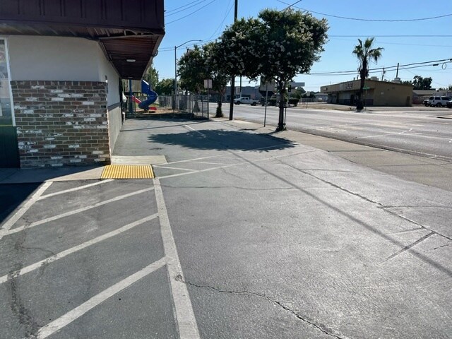 3061 Waterloo Rd, Stockton, CA à louer - Photo de l’immeuble – Image 3 sur 14