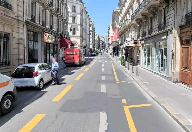 Local commercial dans Paris à louer Photo de l’immeuble– Image 1 sur 3