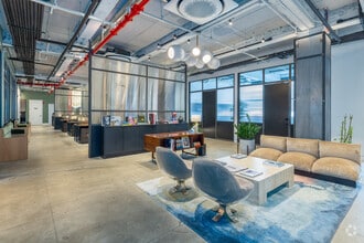 104 E 25th St, New York, NY à louer Hall d’entrée– Image 2 sur 6