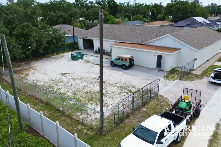 2501 1st Ave E, Palmetto, FL à vendre - Photo de l’immeuble – Image 1 sur 15