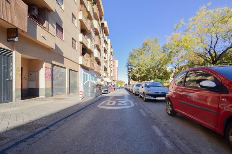 Calle Torre de los Hidalgos, Granada, Granada à vendre - Photo de l’immeuble – Image 1 sur 33