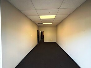 1030 Collier Center Way, Naples, FL à louer Photo intérieure– Image 2 sur 8