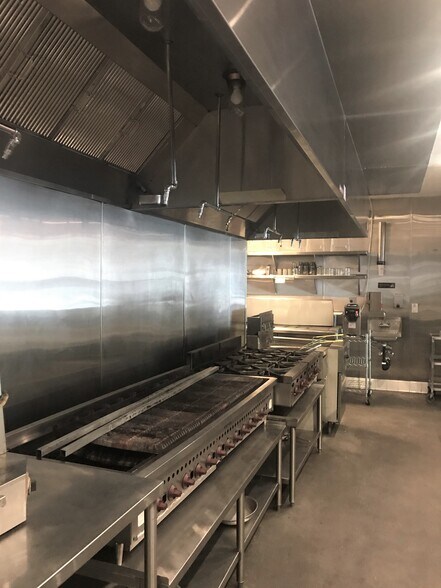 525 Santa Monica Blvd, Santa Monica, CA à louer - Photo intérieure – Image 3 sur 10