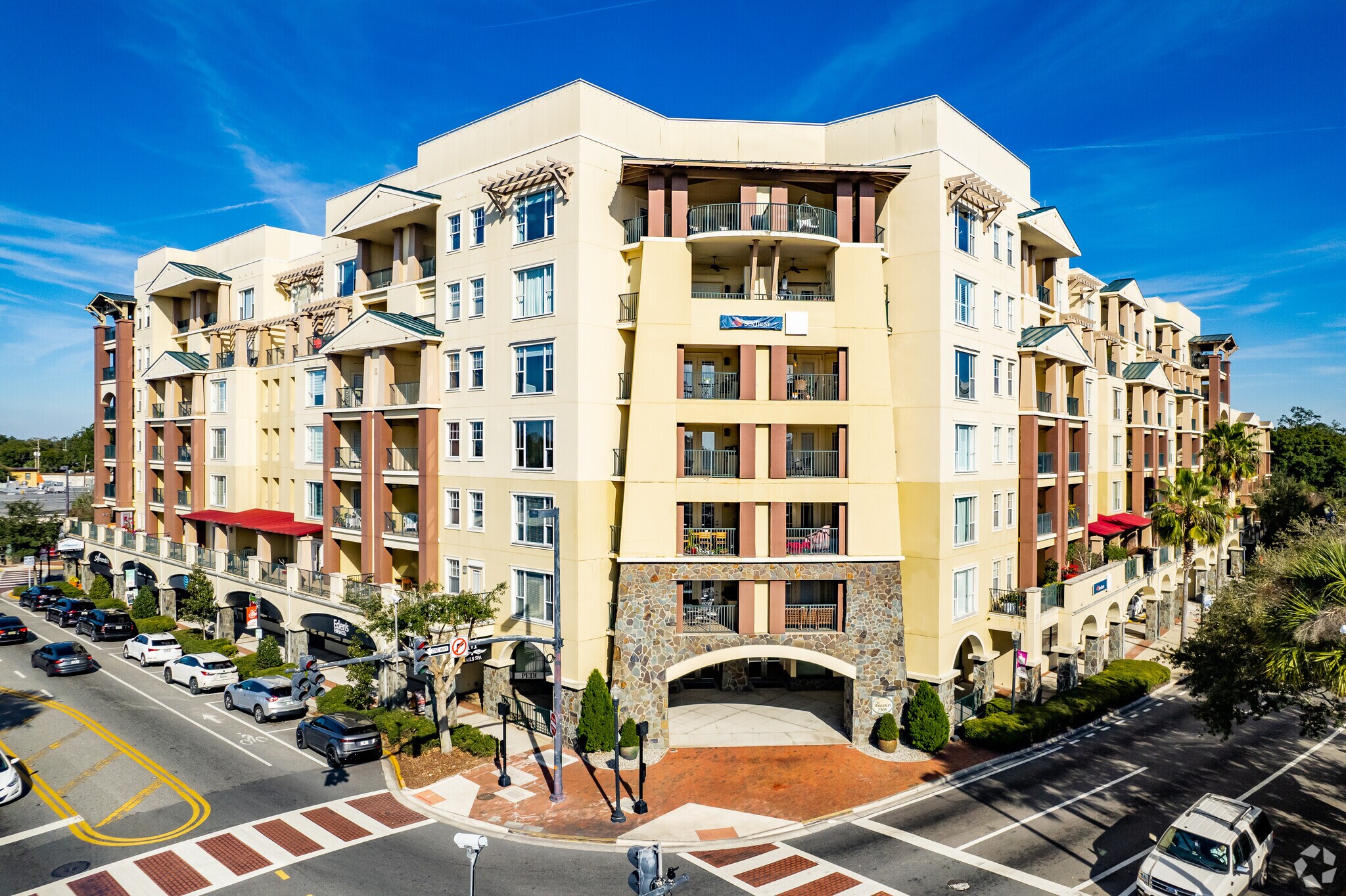 2305 Edgewater Dr, Orlando, FL à vendre Photo principale– Image 1 sur 11