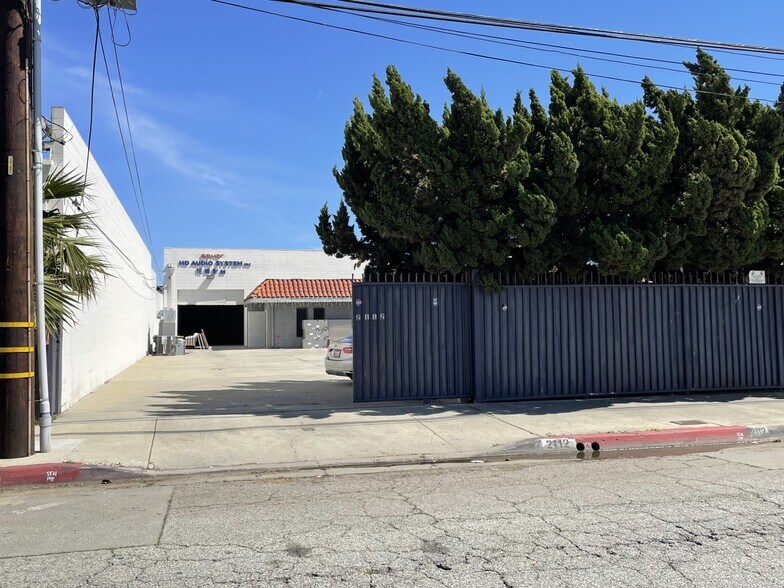 2112 Lee Ave, South El Monte, CA à vendre - Photo de l’immeuble – Image 1 sur 11