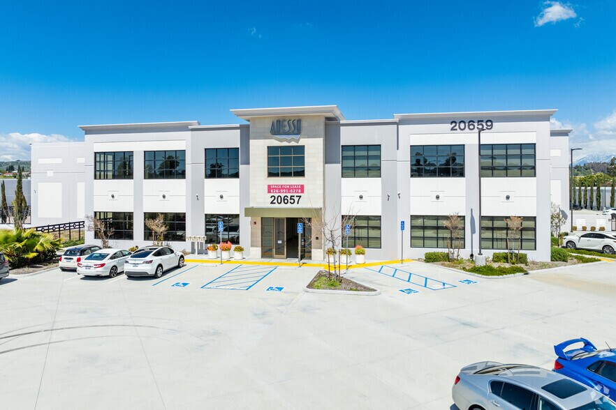 20631 Valley Blvd, Walnut, CA à louer - Photo de l’immeuble – Image 2 sur 24