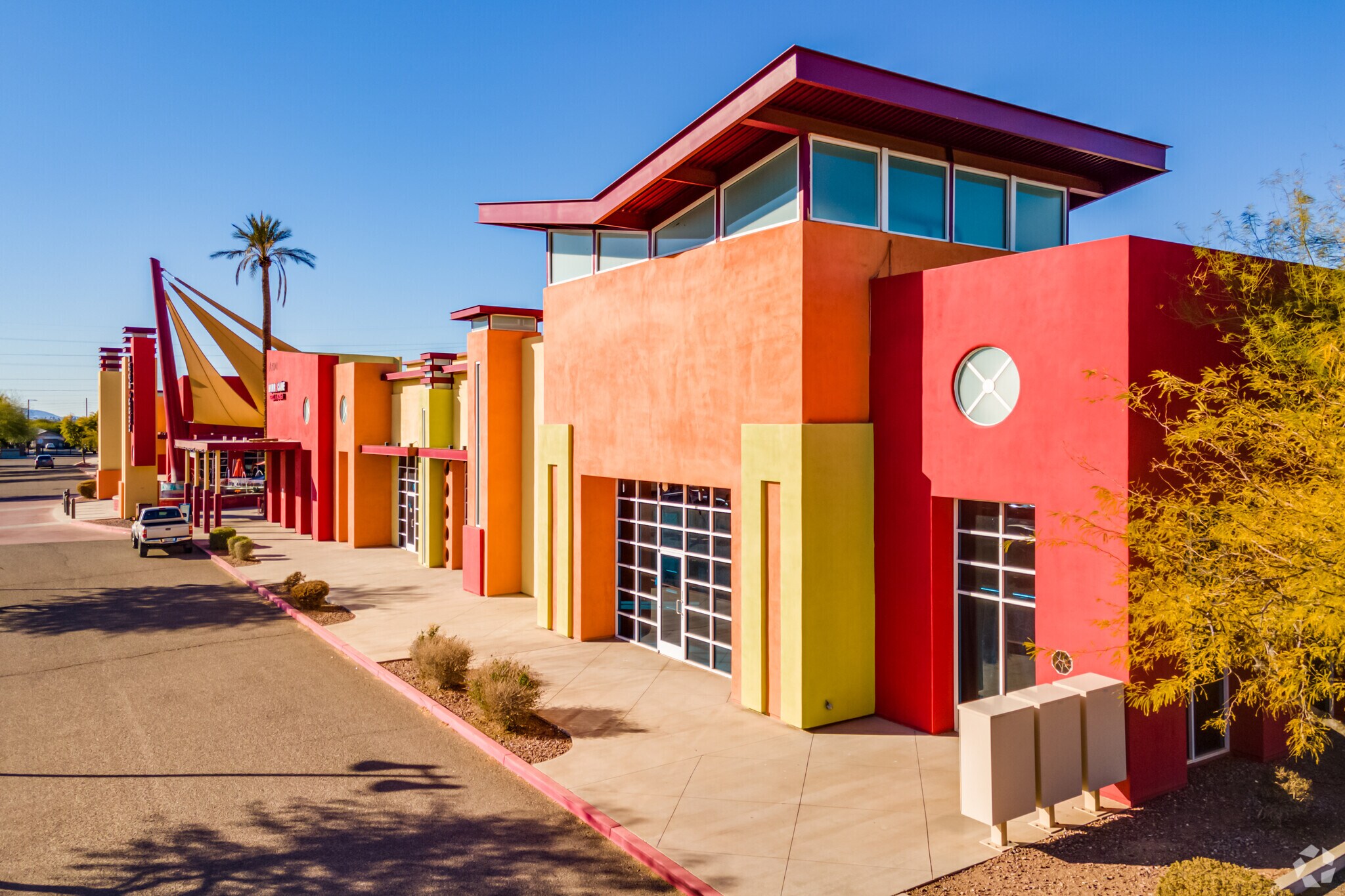 11340 W Bell Rd, Surprise, AZ à louer Photo de l’immeuble– Image 1 sur 26