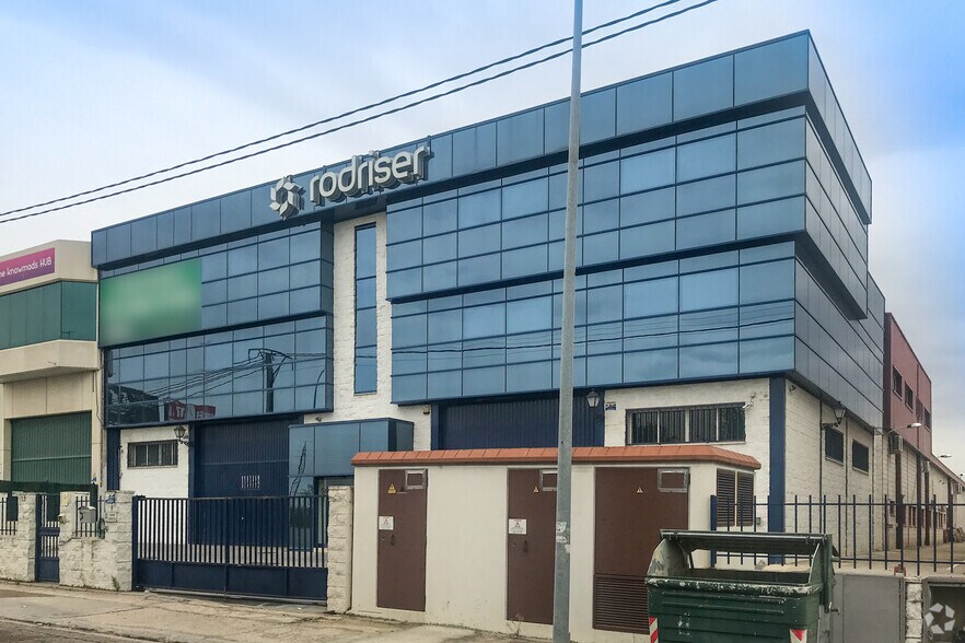 Calle de Hermanos Lumiere, 12, Getafe, Madrid à vendre - Photo de l’immeuble – Image 1 sur 9