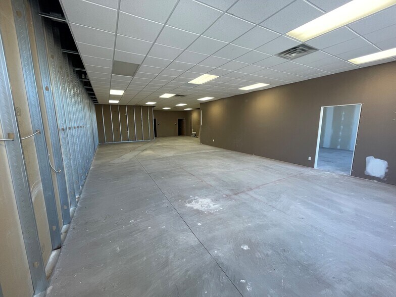 14000 Northdale Blvd, Rogers, MN à louer - Photo intérieure – Image 2 sur 6