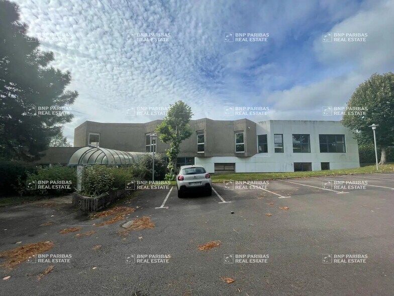 Bureau dans Cesson-Sévigné à louer - Photo de l’immeuble – Image 1 sur 12