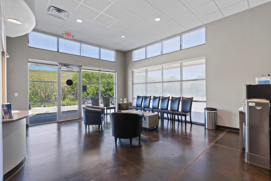 4150 N Collins St, Arlington, TX à vendre - Photo intérieure – Image 3 sur 6