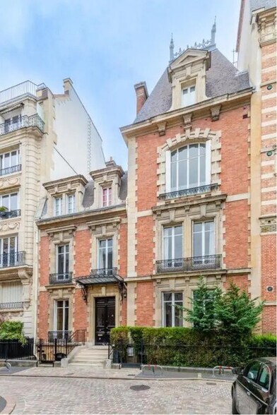 Bureau dans Paris à vendre - Photo de l’immeuble – Image 2 sur 11