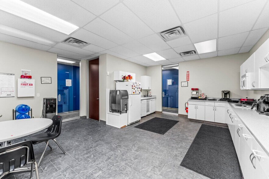 1034 Regional Park Dr, Houston, TX à vendre - Photo intérieure – Image 3 sur 26