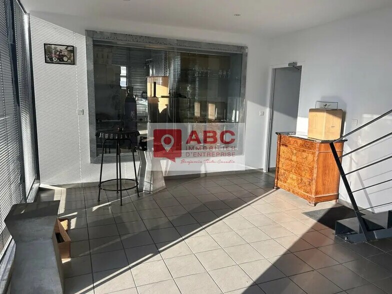 Local d'activités dans Rivesaltes à vendre - Photo intérieure – Image 2 sur 8