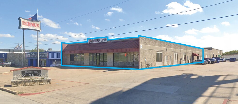 5200-5204 Airport Fwy, Haltom City, TX à louer - Photo de l’immeuble – Image 1 sur 25