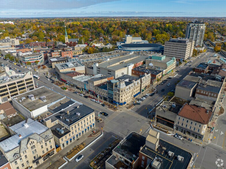 15-19 Wyndham St N, Guelph, ON à louer - Aérien – Image 2 sur 2