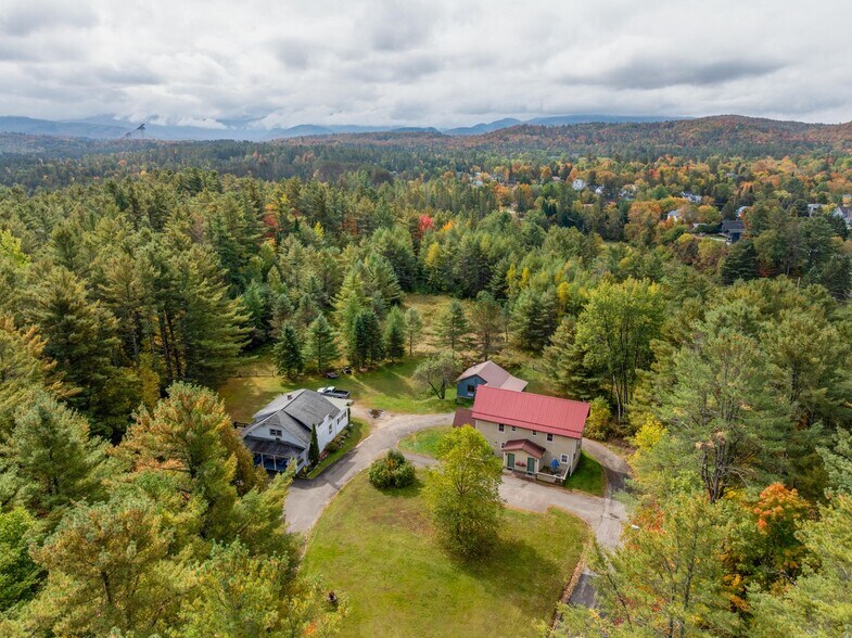 50-56 Alpine Ln, Lake Placid, NY à vendre - Aérien – Image 3 sur 32