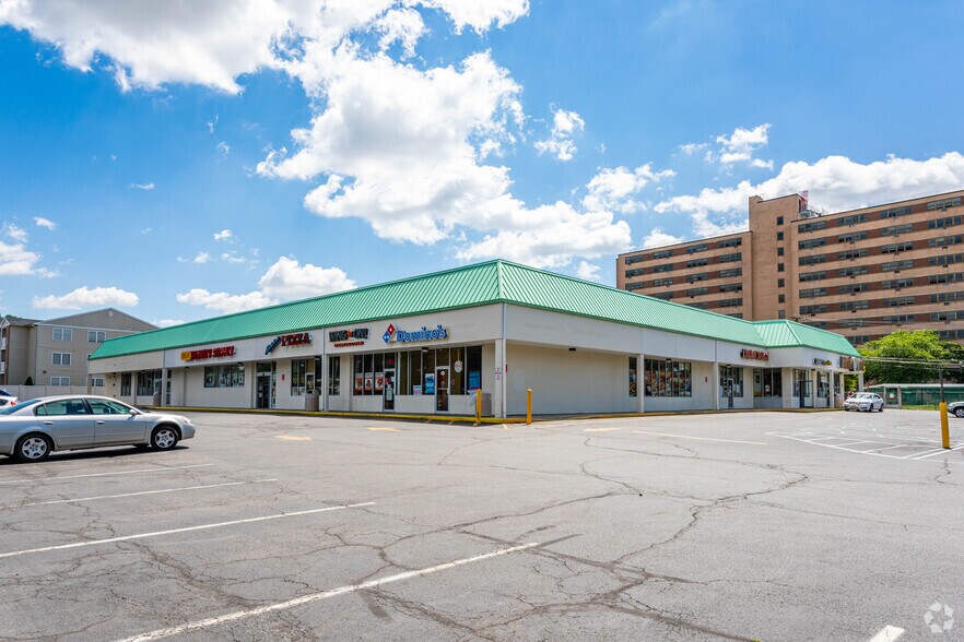 1600 E Saint Georges Ave, Linden, NJ à louer - Photo principale – Image 1 sur 11