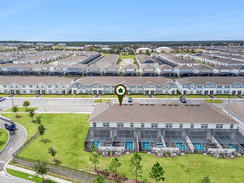 921 Paradise Dr, Davenport, FL à vendre - Photo de l’immeuble – Image 3 sur 29