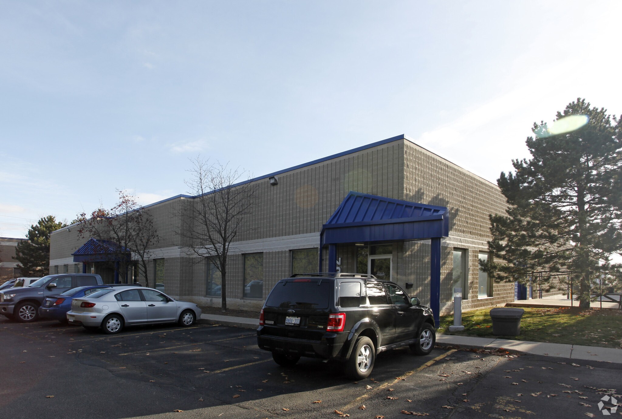 5028 S Service Rd, Burlington, ON à vendre Photo principale– Image 1 sur 3
