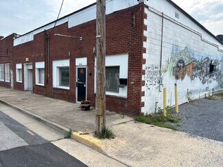 Plus de détails pour 408 N Commerce Ave, Waynesboro, VA - Bureau à vendre