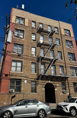 Plus de détails pour 751 Tilden St, Bronx, NY - Logement à vendre