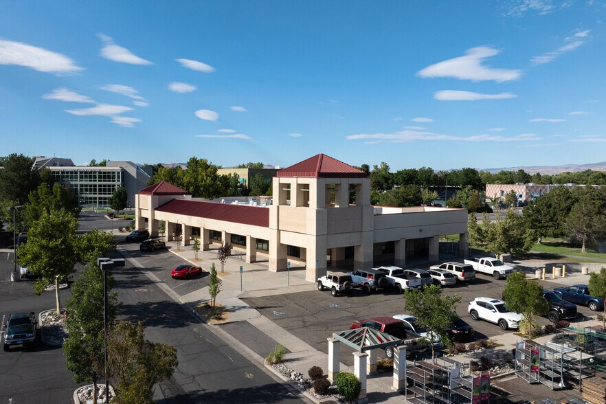 6450 S Virginia St, Reno, NV à vendre - Photo de l’immeuble – Image 2 sur 3