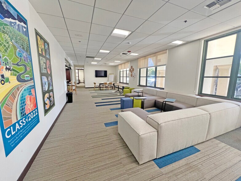 1021 Anacapa St, Santa Barbara, CA à louer - Photo intérieure – Image 1 sur 11